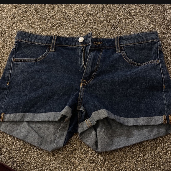 Denim shorts - Picture 1 of 4